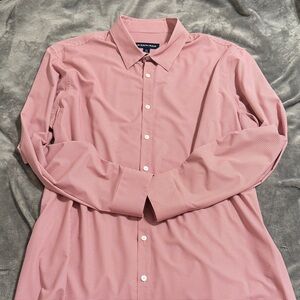 Mizzen + Main Men's Beige Red Checkered Shirt